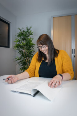 Victoria Gilvear (Conveyancing Solicitor) Lucas Law, solicitors in Penarth, Cardiff and covering South Wales